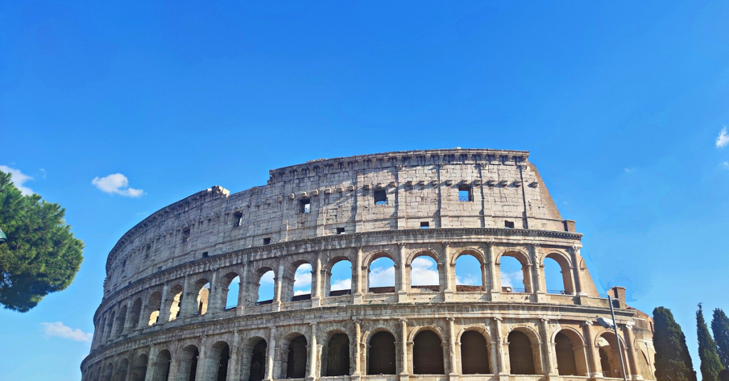 Visit the Colosseum - Colosseum tickets lastminute - Coliseo en Roma